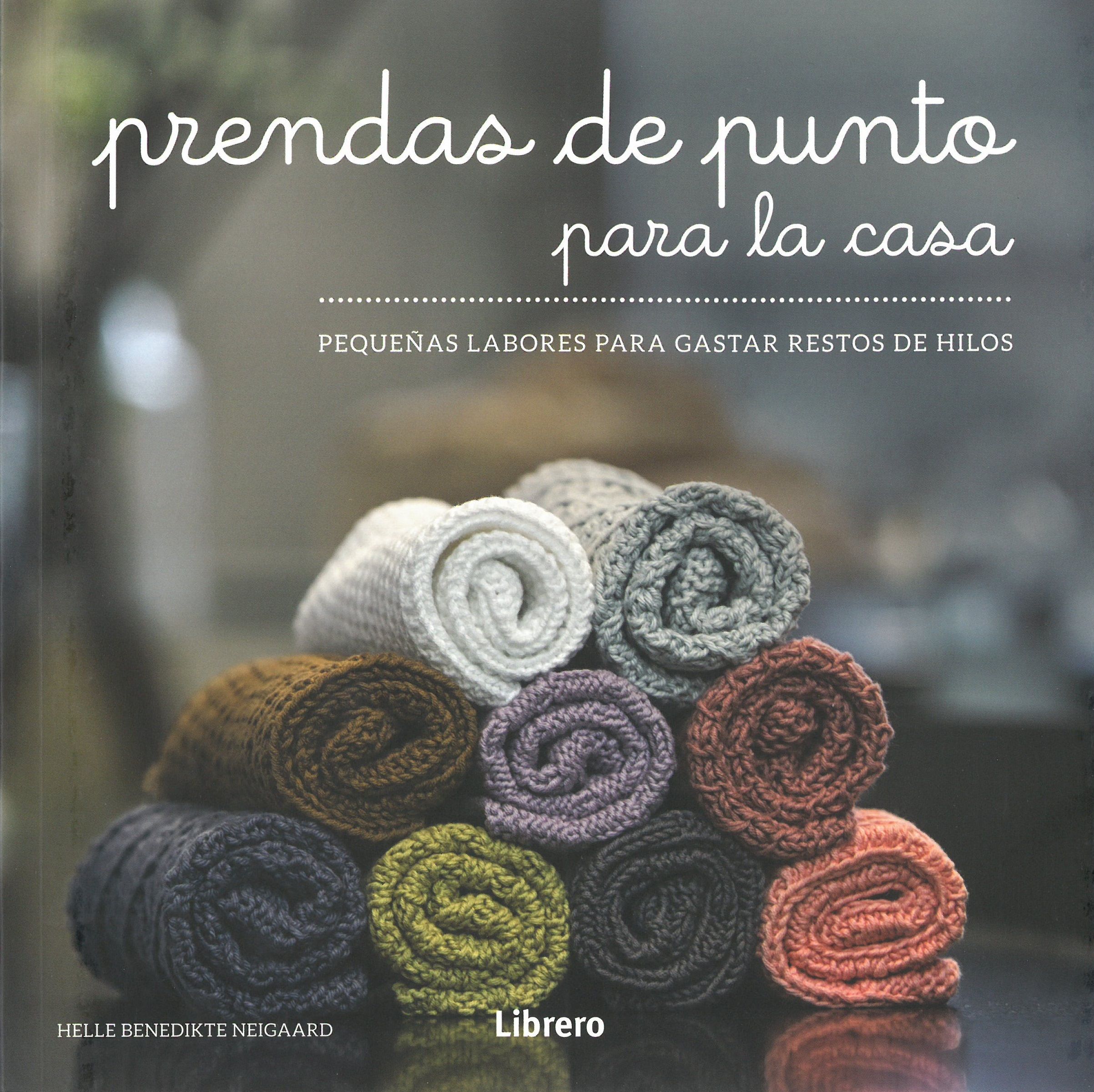 Prendas de punto para la casa. Pequeñas labores para gastar restos de hilos